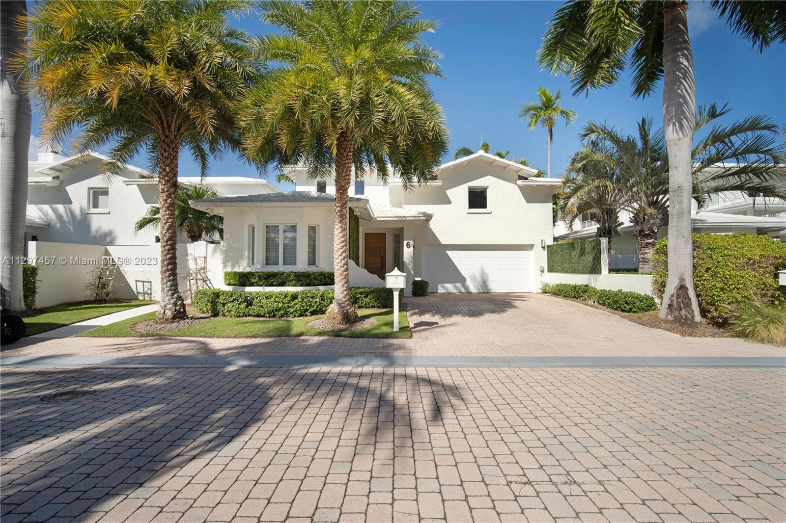 G B VILLAS - Residential Lease