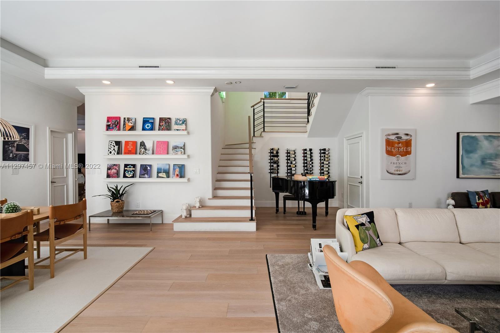 G B VILLAS - Residential Lease