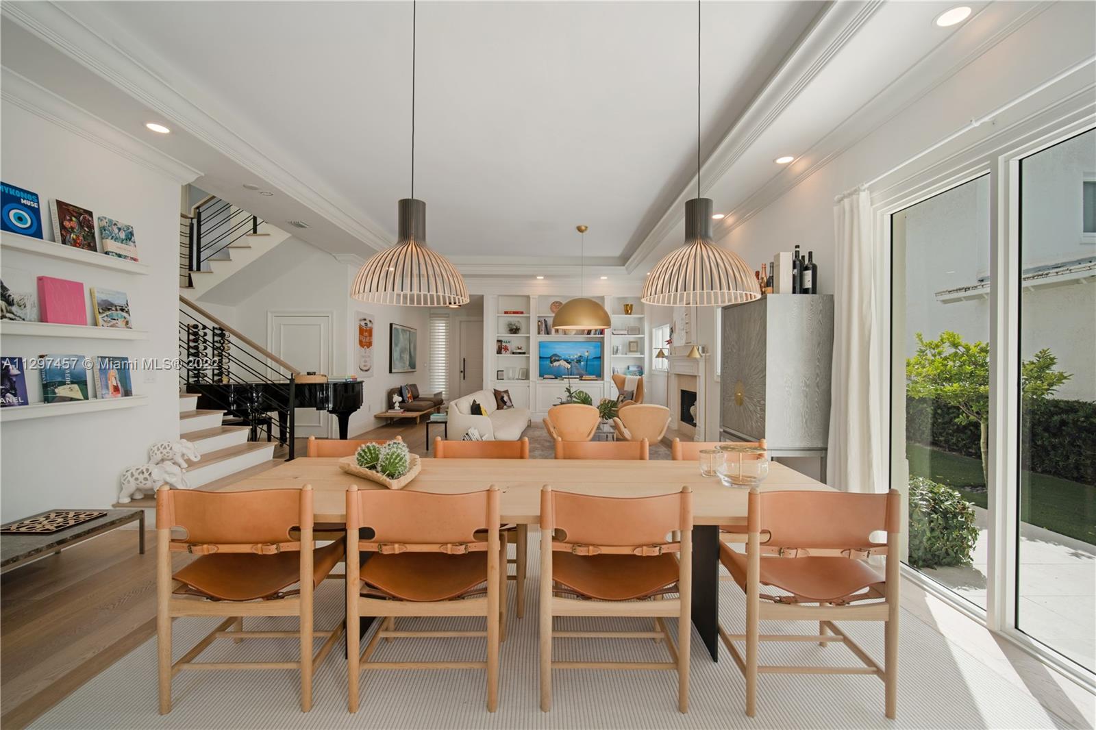 G B VILLAS - Residential Lease