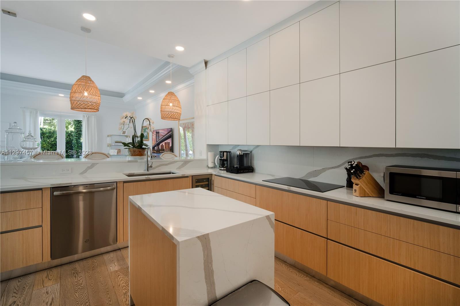 G B VILLAS - Residential Lease