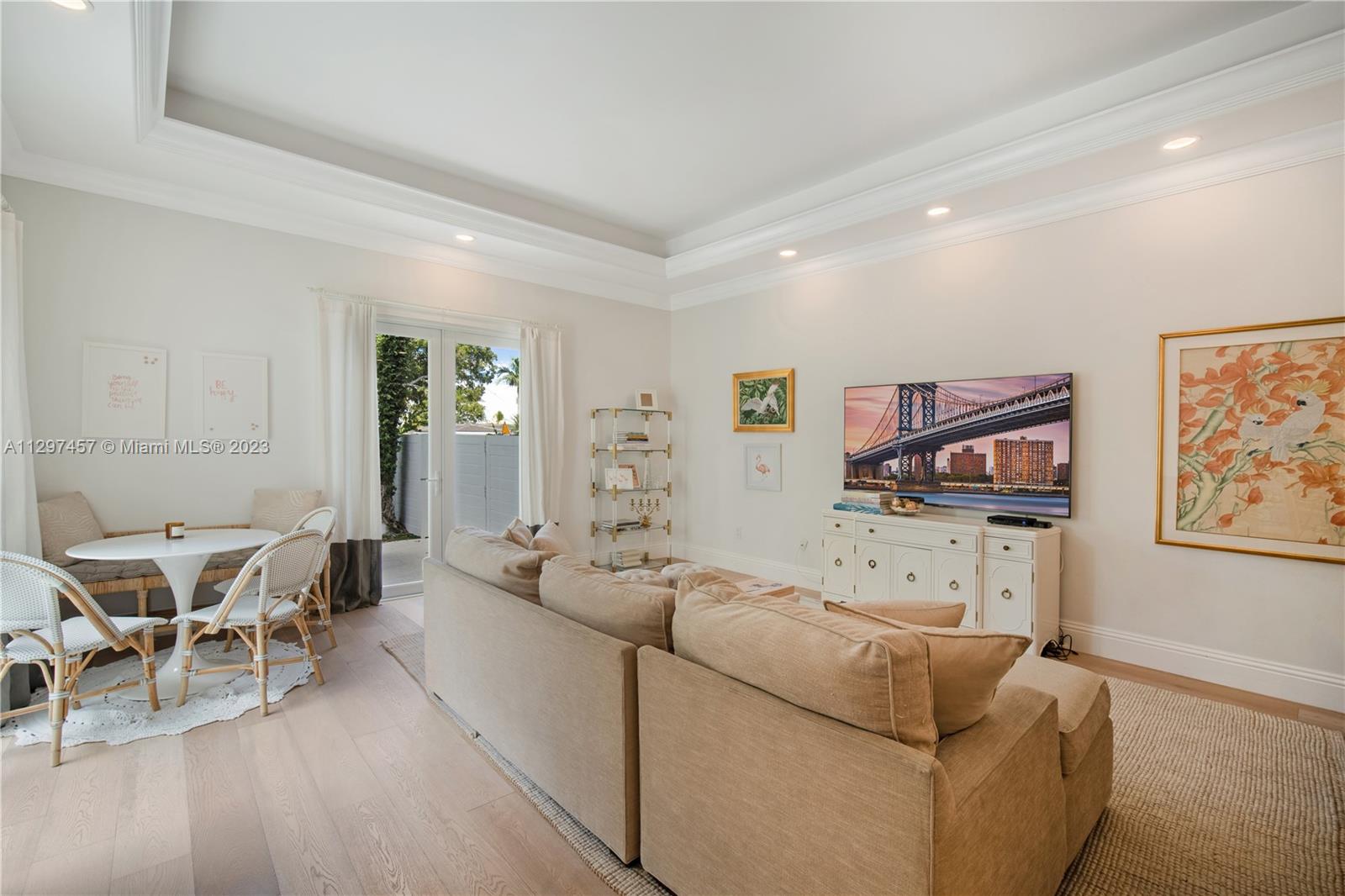 G B VILLAS - Residential Lease