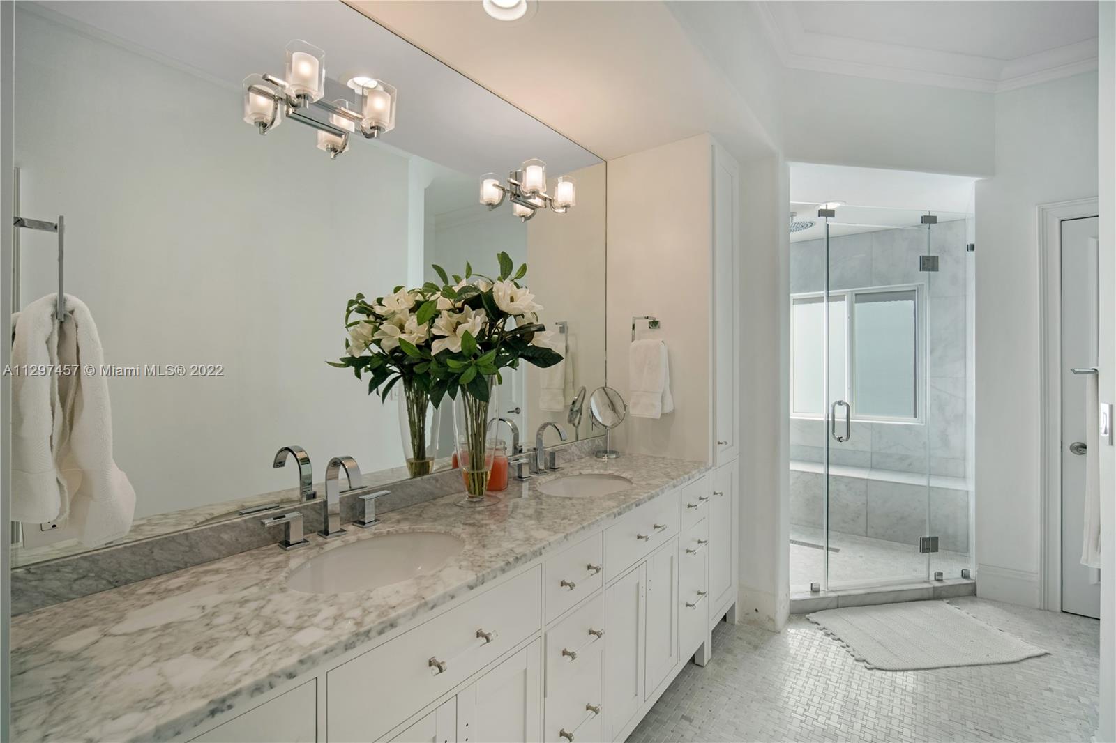 G B VILLAS - Residential Lease