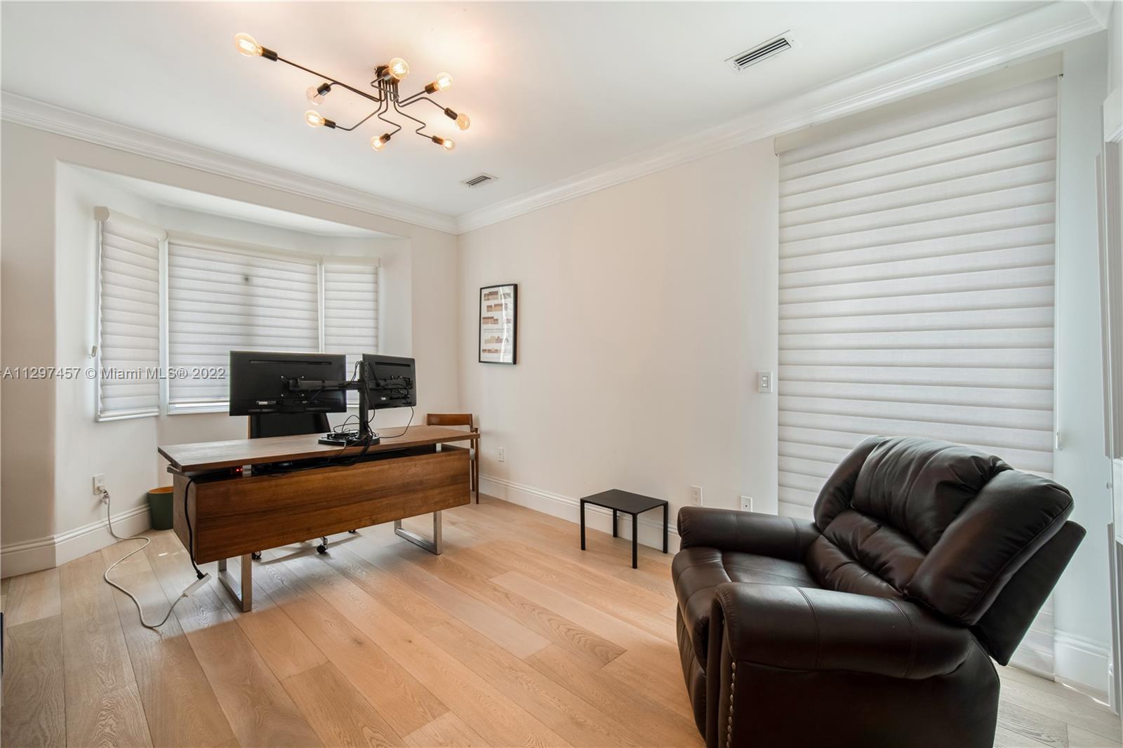 G B VILLAS - Residential Lease