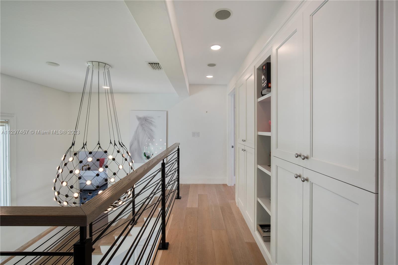 G B VILLAS - Residential Lease