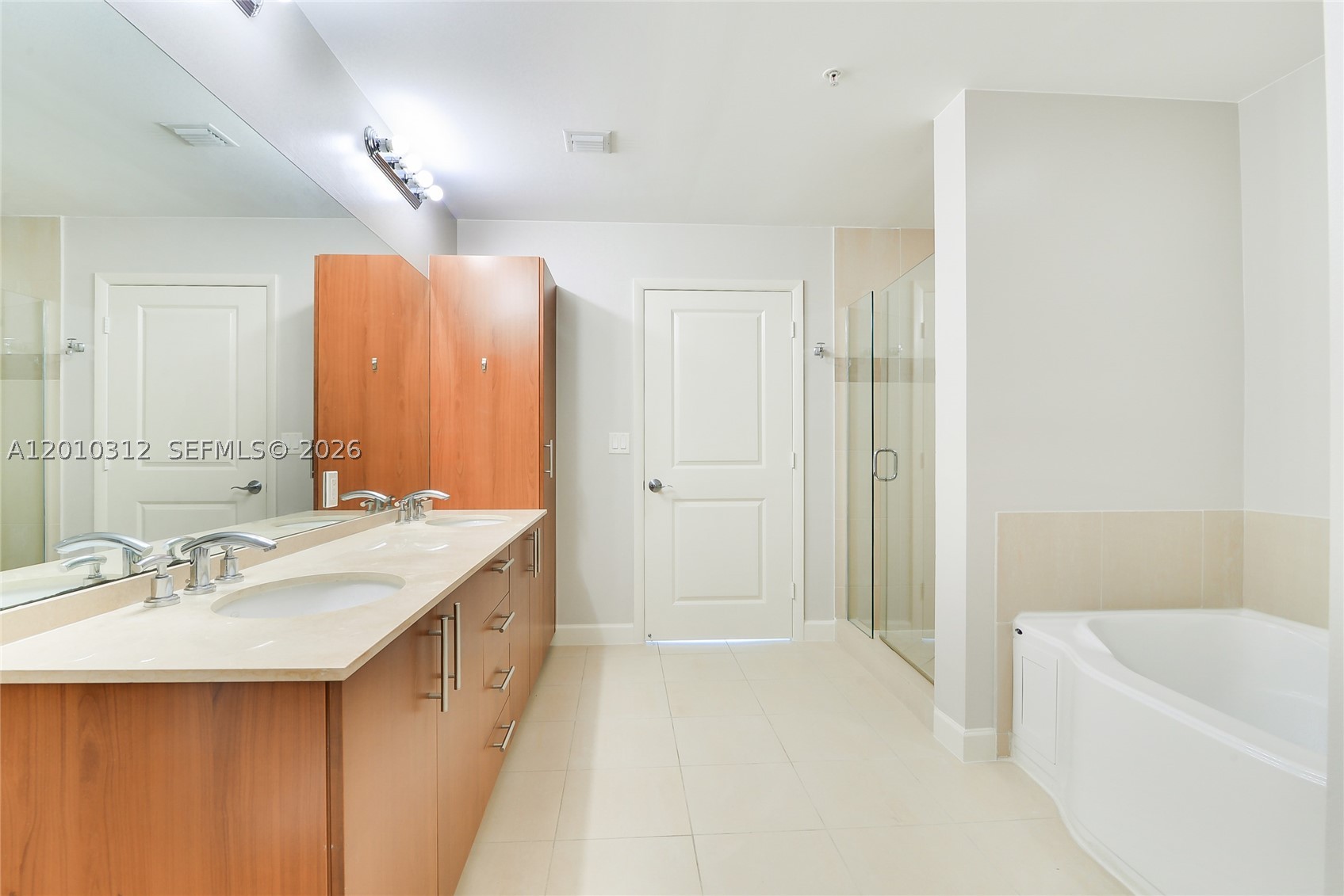 OCEAN MARINE YACHT CLUB C - Residential