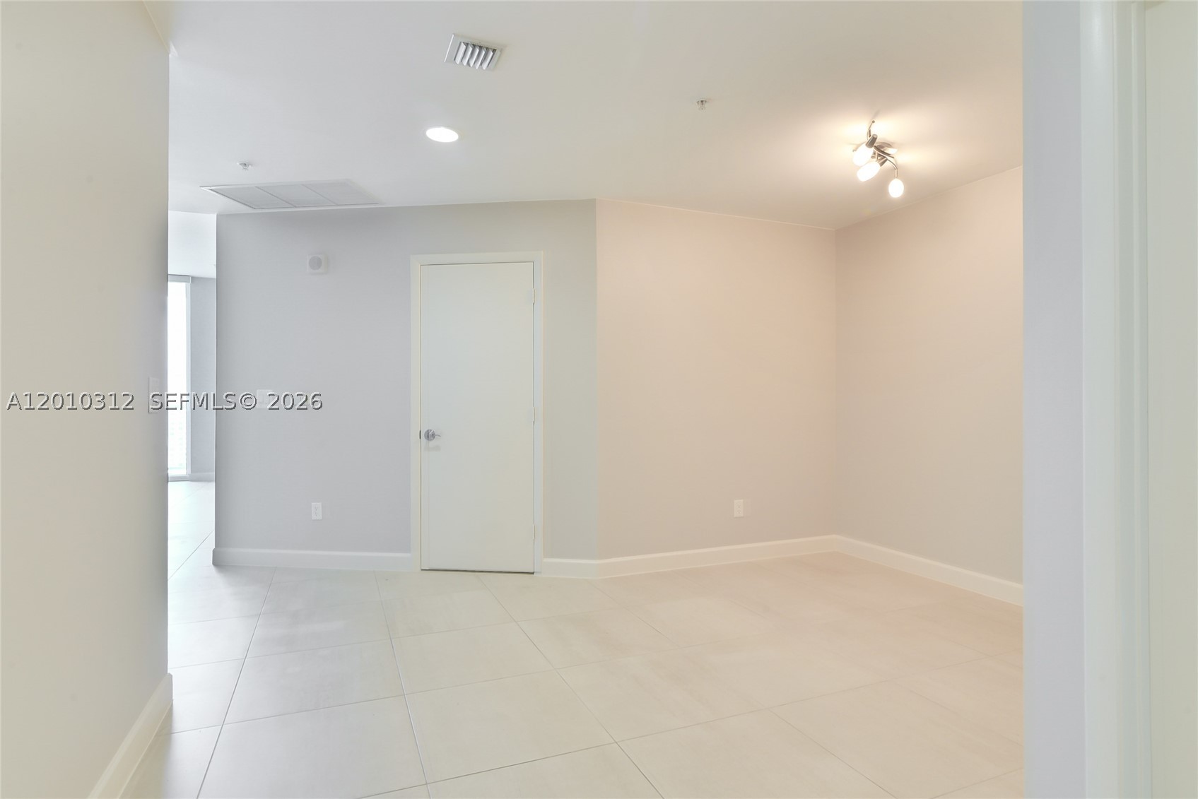 OCEAN MARINE YACHT CLUB C - Residential