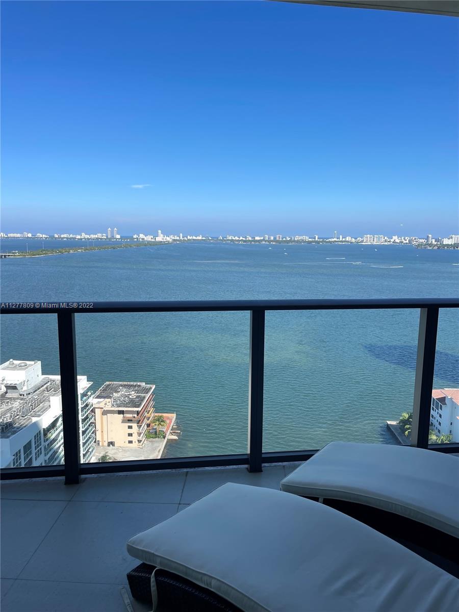 ICON BAY CONDO - Residential