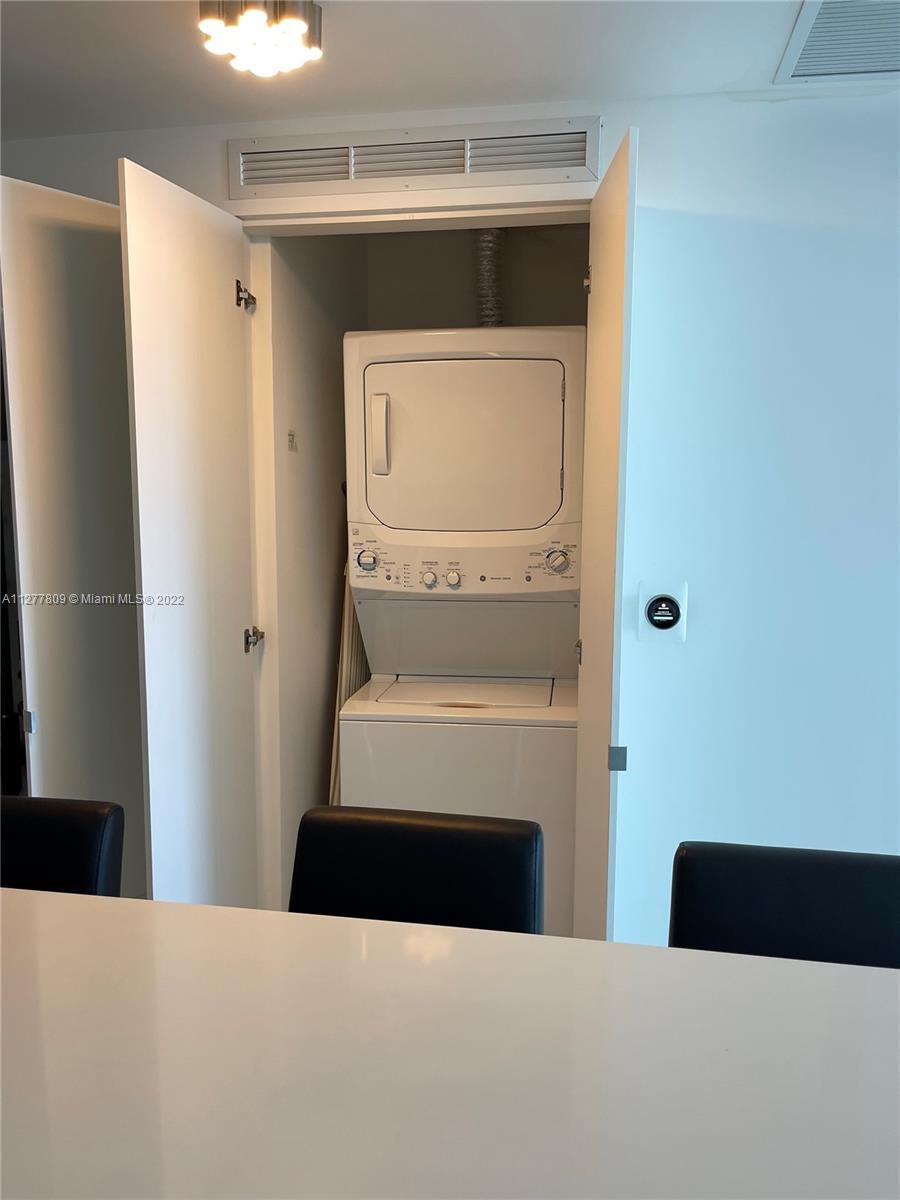 ICON BAY CONDO - Residential