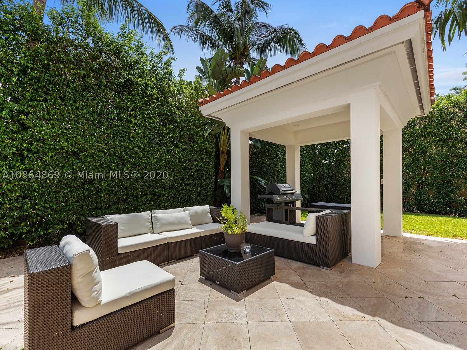 BAY HARBOR ISLAND - Residential