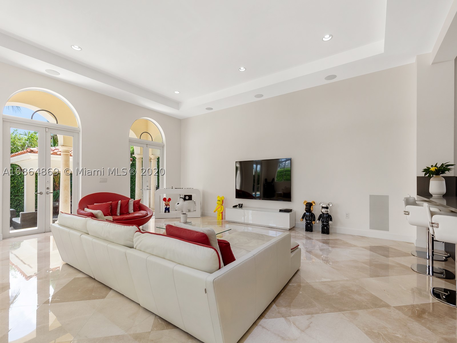 BAY HARBOR ISLAND - Residential
