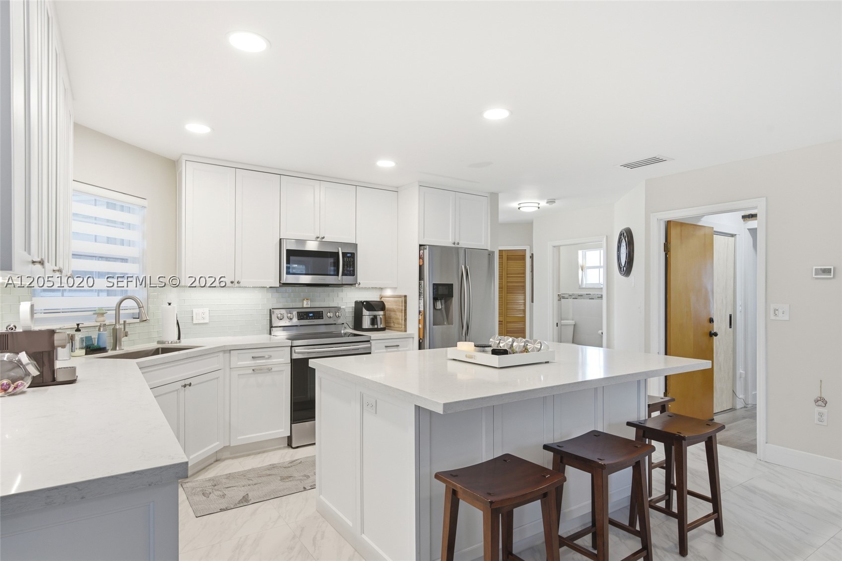 CRISTINAS PLACE - Residential