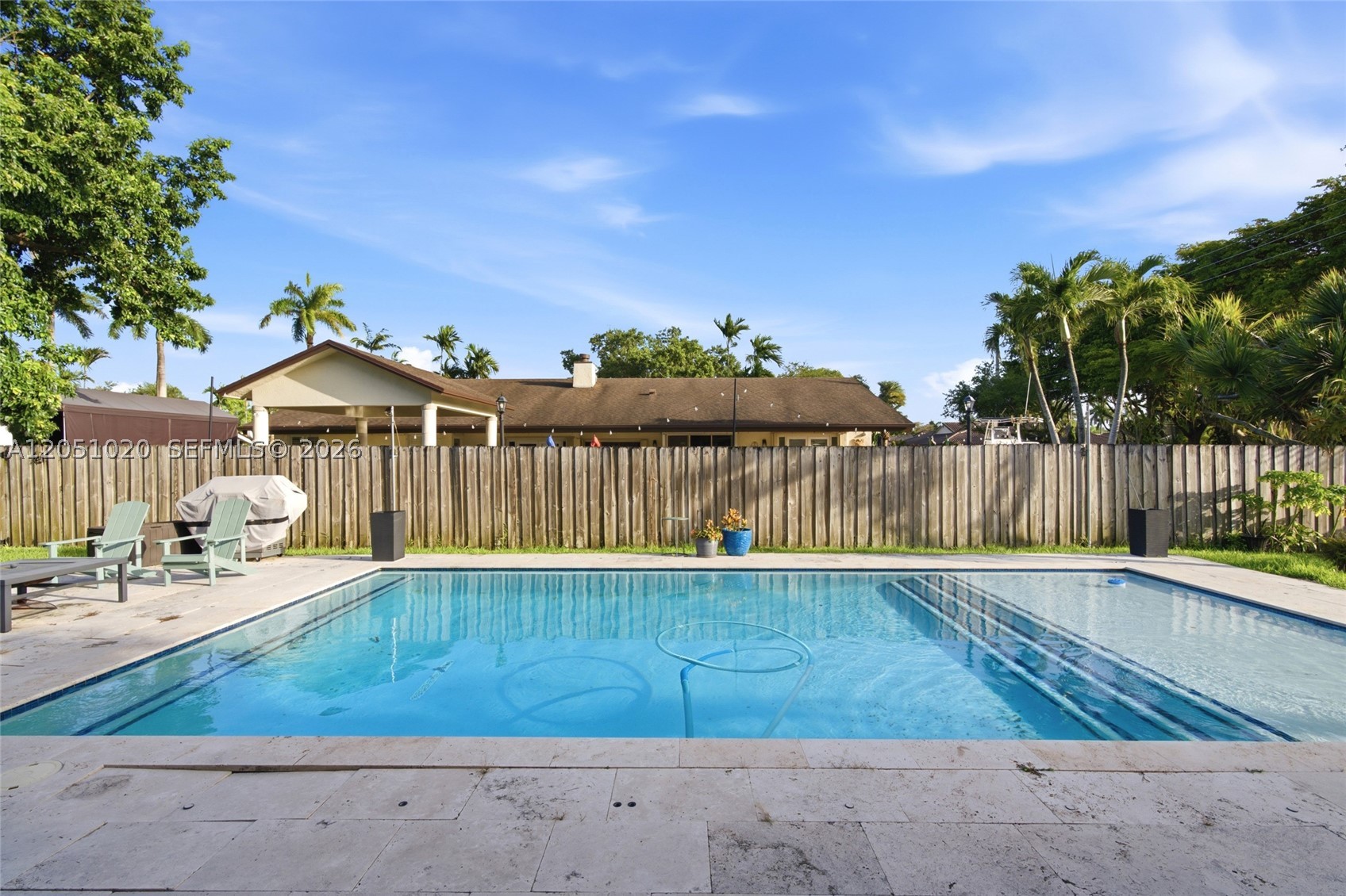 CRISTINAS PLACE - Residential