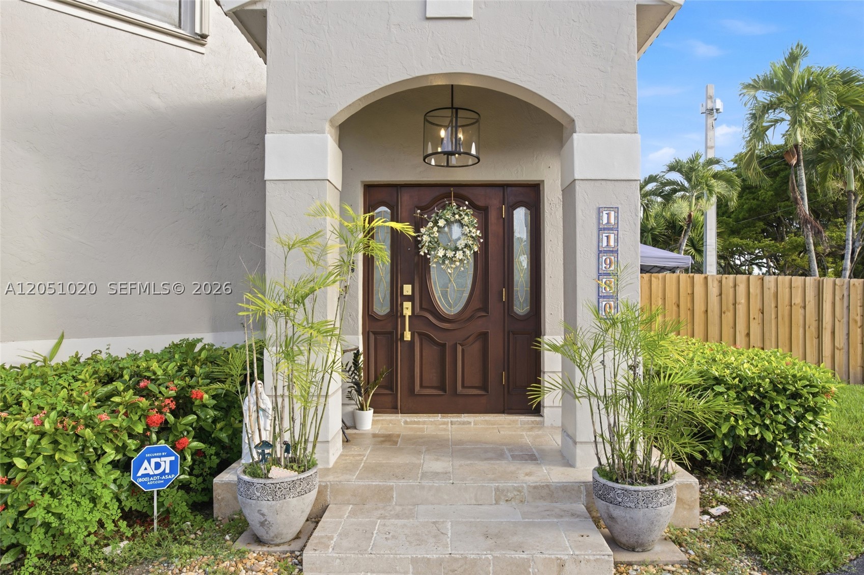 CRISTINAS PLACE - Residential