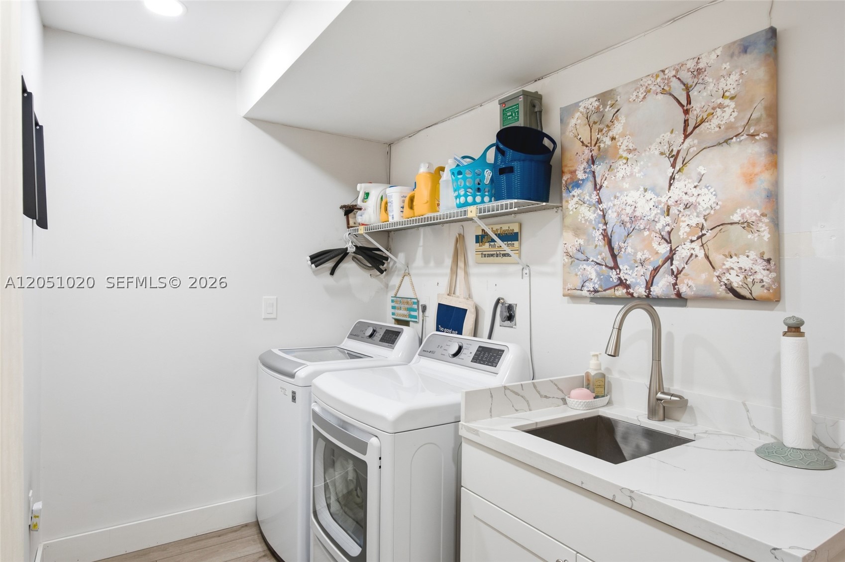 CRISTINAS PLACE - Residential