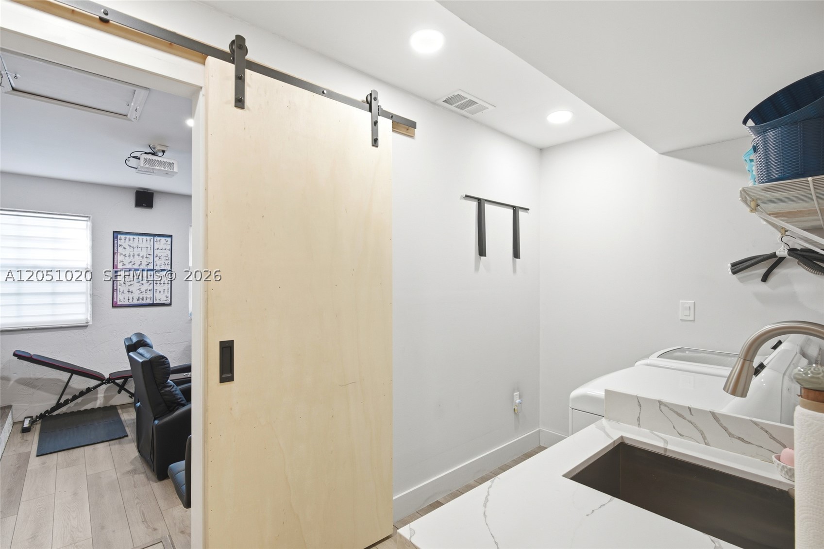 CRISTINAS PLACE - Residential