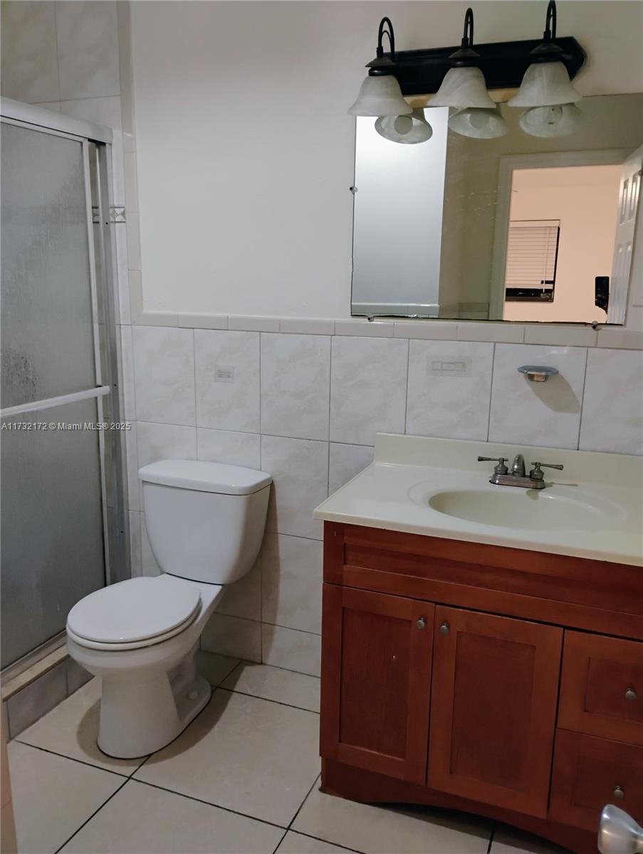 BREEZESWEPT ESTATES 1ST A - Residential Lease