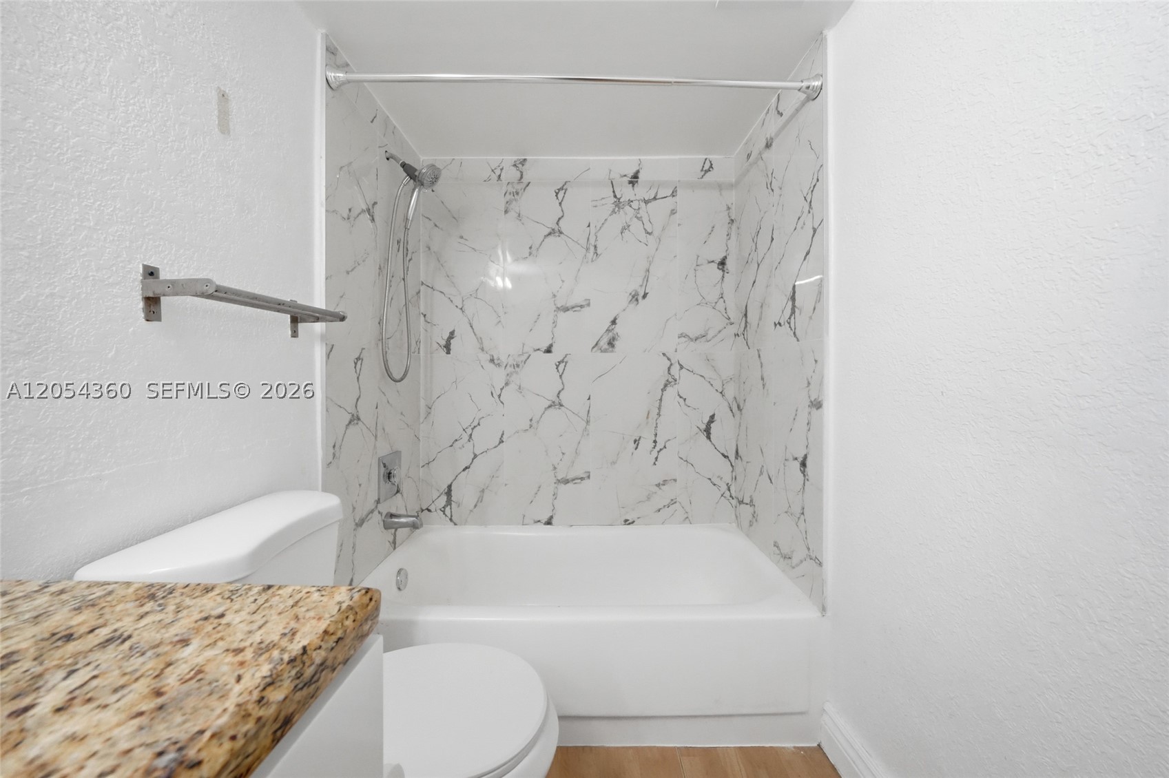 THE AVENTURA BEACH CLUB C - Residential
