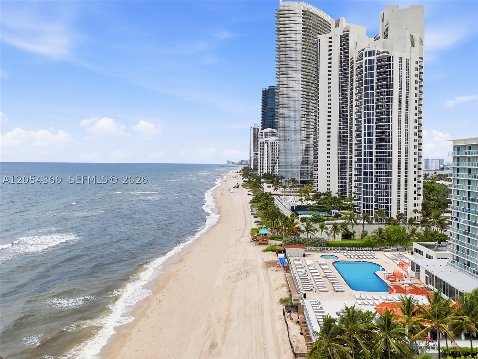 THE AVENTURA BEACH CLUB C - Residential