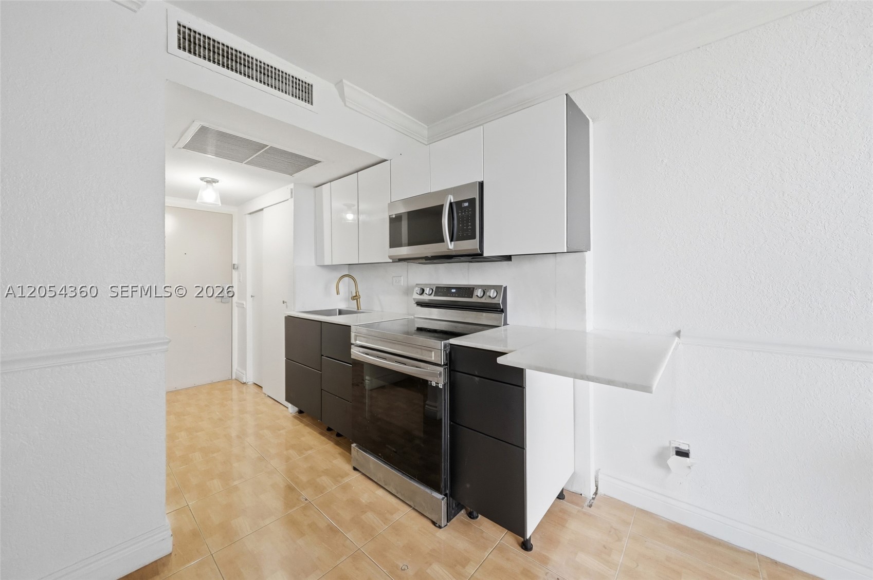 THE AVENTURA BEACH CLUB C - Residential