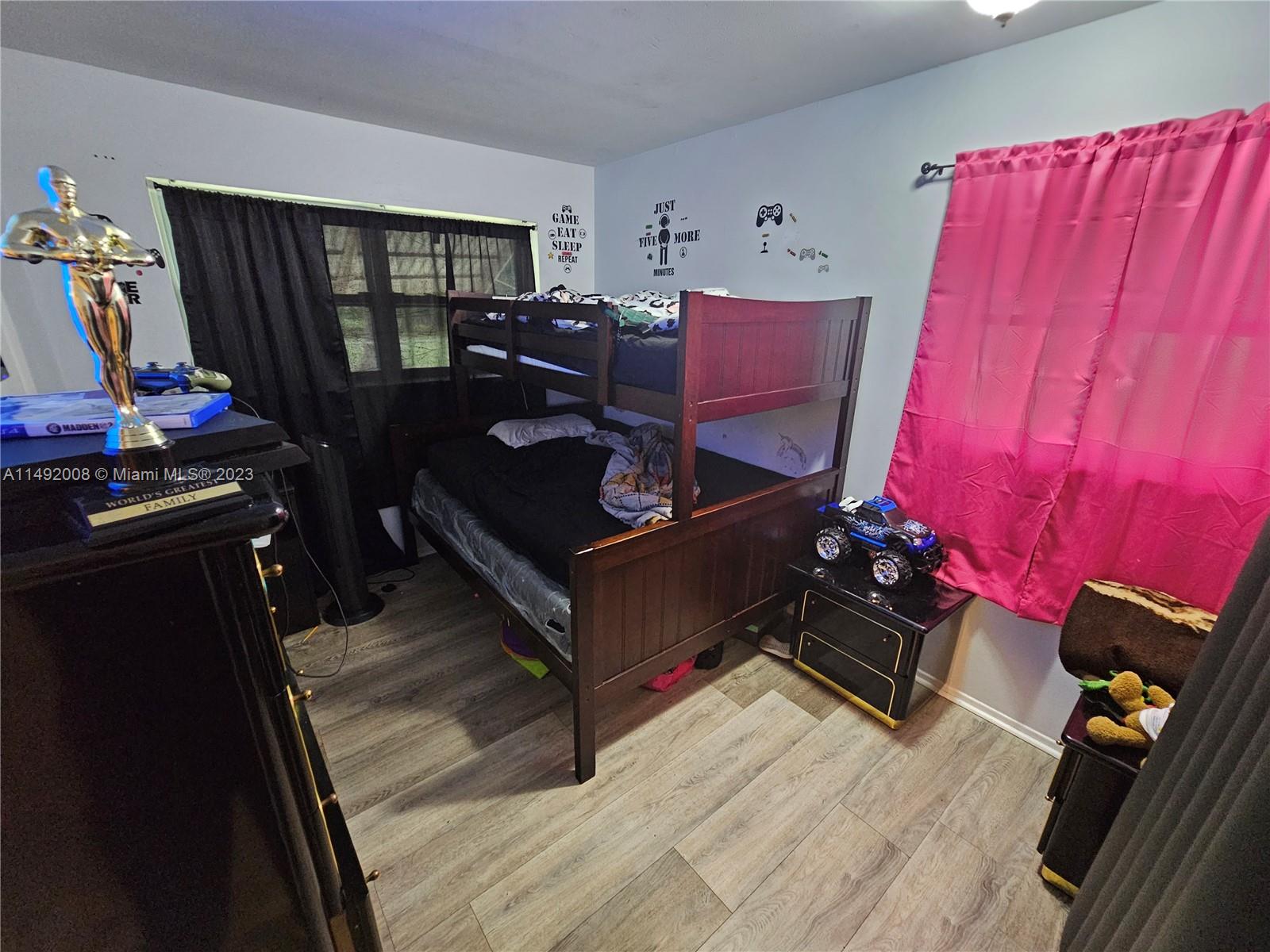 LIBERTY PARK ESTATES SEC - Residential