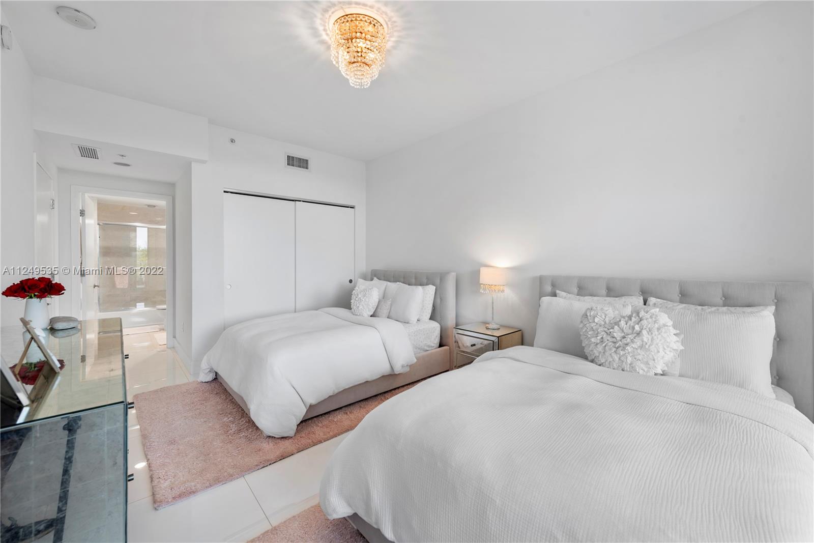 MARINA PALMS RESIDENCES S - Residential