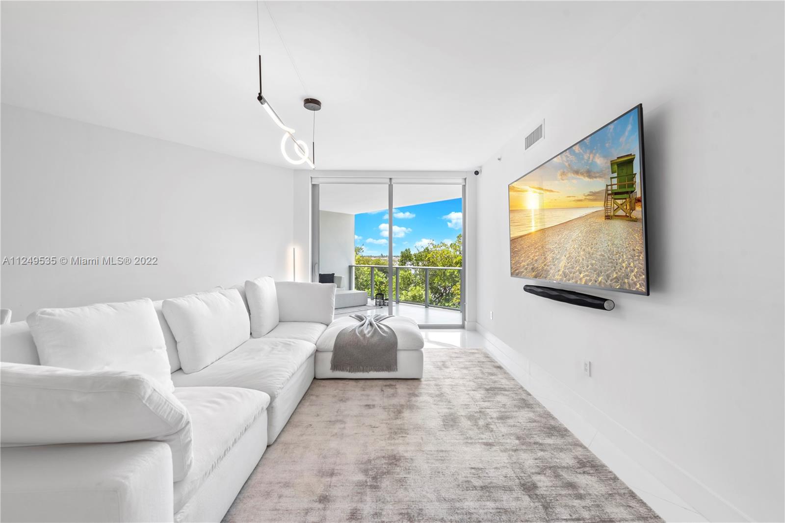 MARINA PALMS RESIDENCES S - Residential