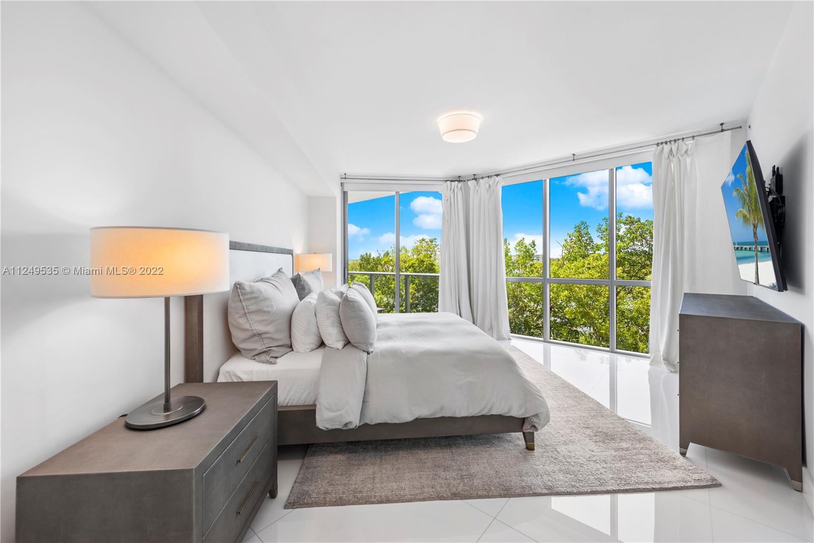 MARINA PALMS RESIDENCES S - Residential