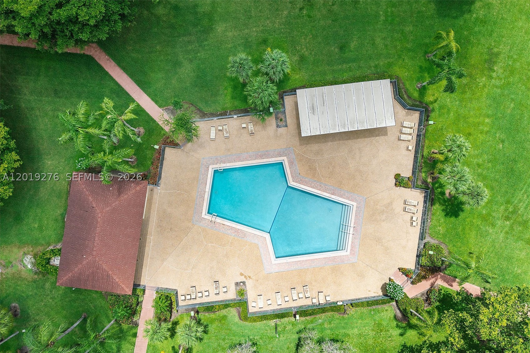 SUFFOLK AT CENTURY VILLAG - Residential