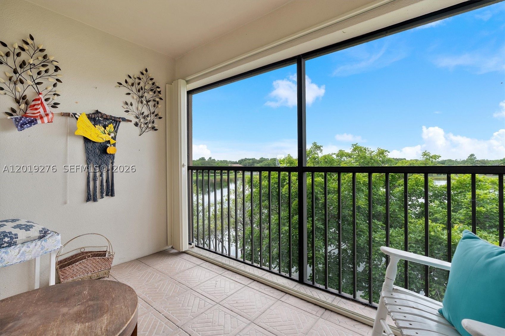 SUFFOLK AT CENTURY VILLAG - Residential
