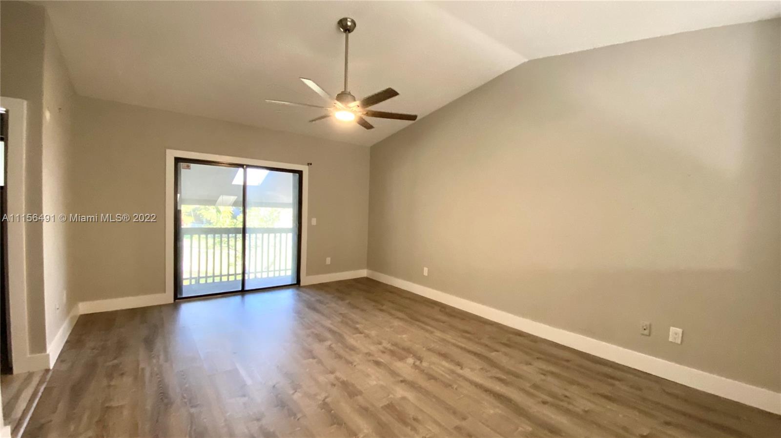 PINE ISLAND LAKES TOWNHOM - Residential Lease