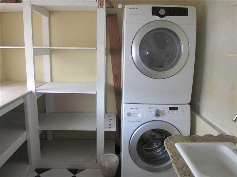ATLANTIC LAWNS 10-30 B - Residential Lease