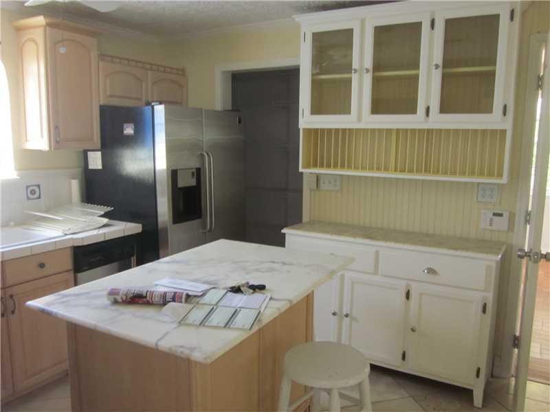 ATLANTIC LAWNS 10-30 B - Residential Lease