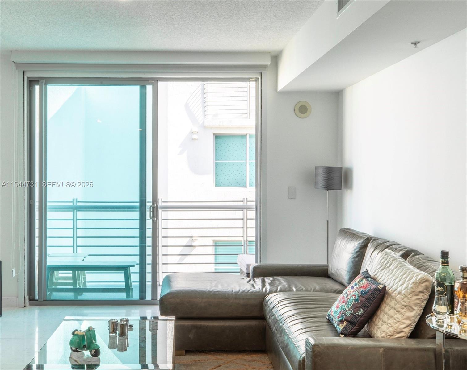 THE COSMOPOLITAN RESIDENC - Residential