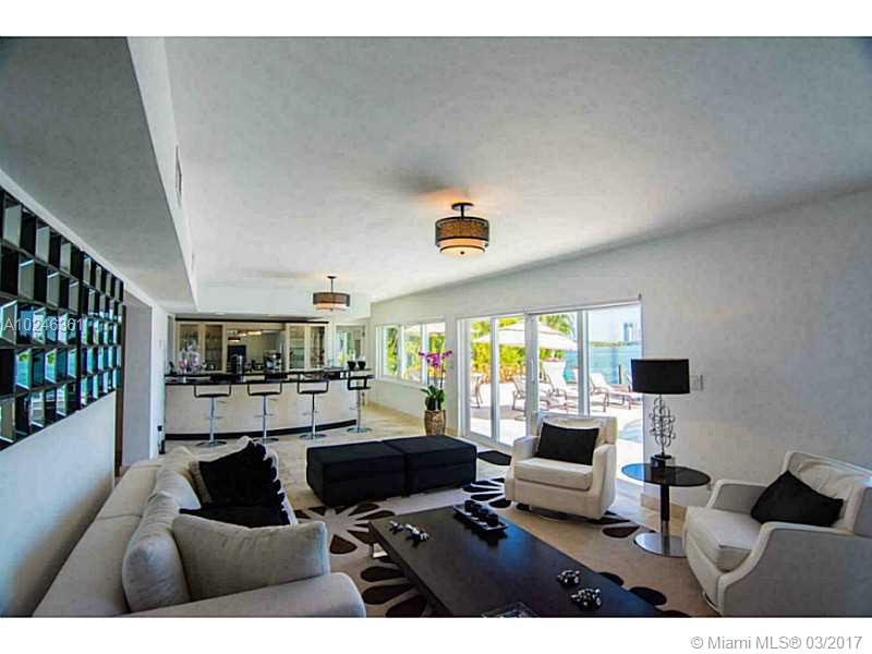 27 28 52 42 KEYSTONE ISLA - Residential