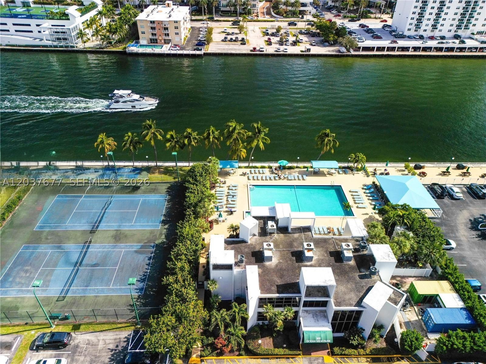OCEANVIEW PARK CONDO - Residential