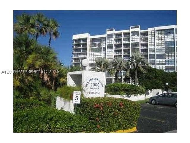 OCEANVIEW PARK CONDO - Residential