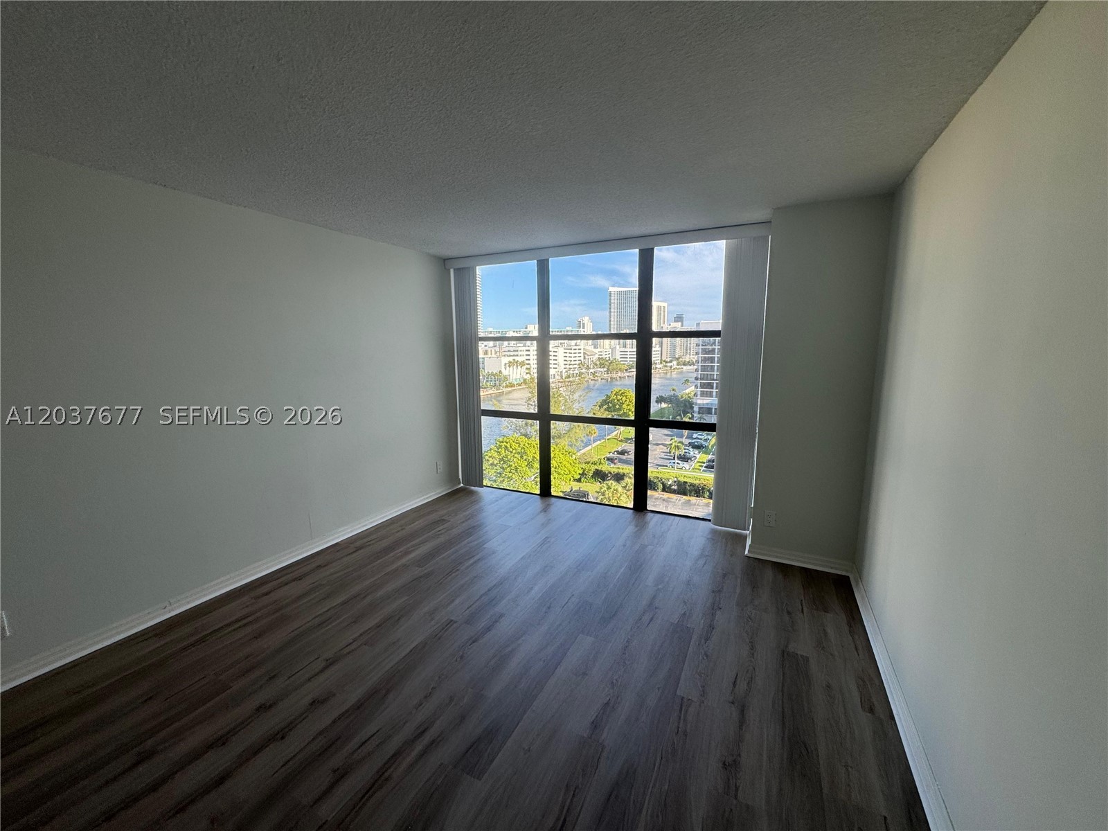 OCEANVIEW PARK CONDO - Residential