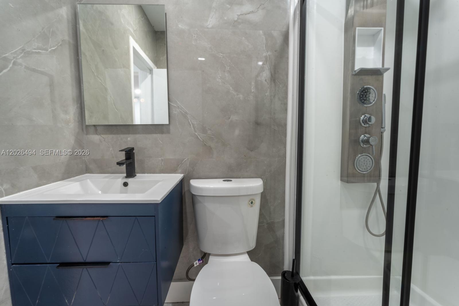BISCAYNE BEACH-2ND ADDN - Residential