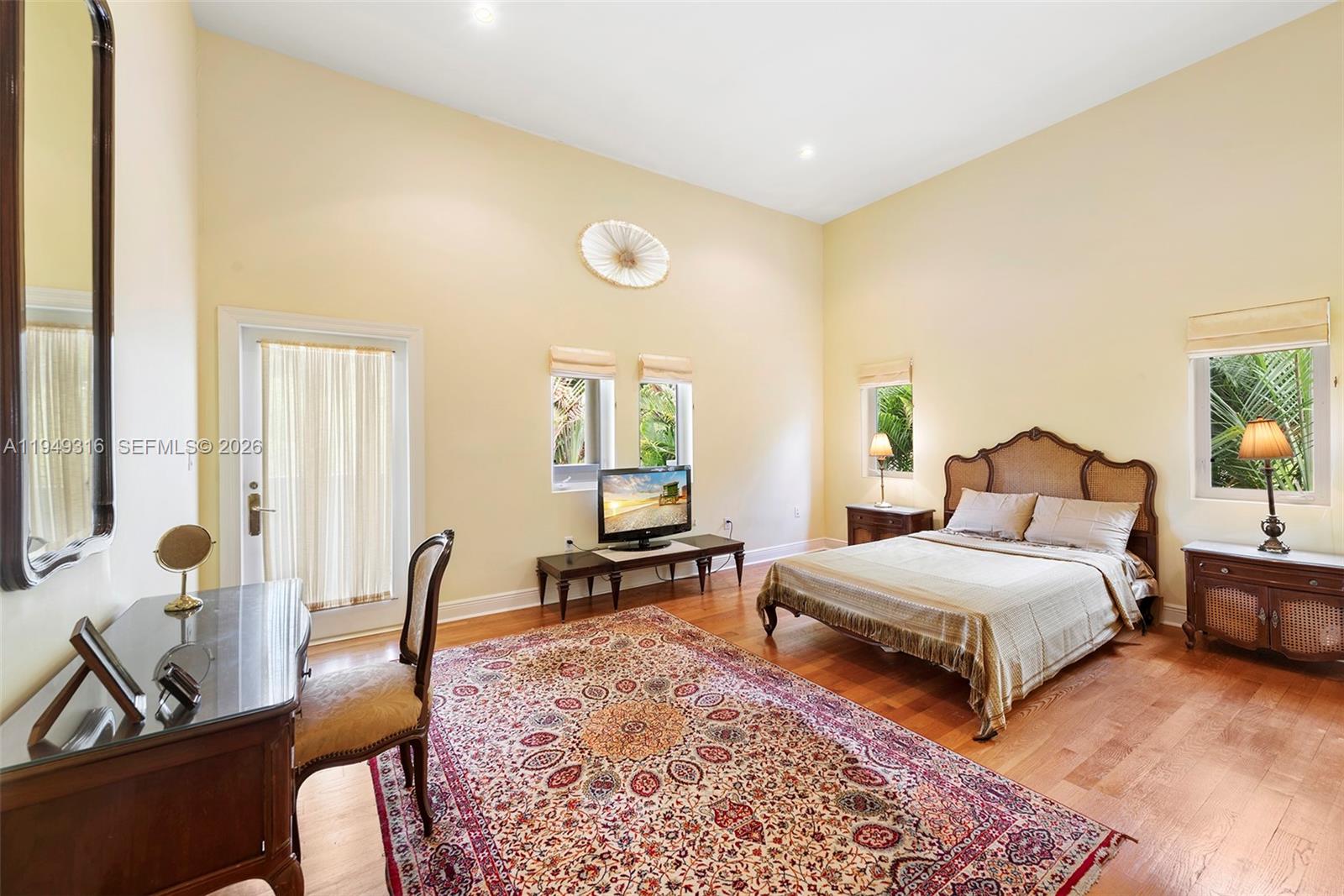 SUNSHINE VISTAS - Residential
