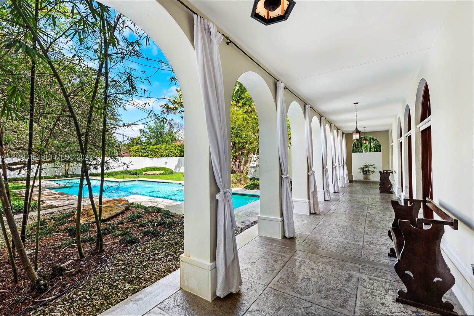 SUNSHINE VISTAS - Residential