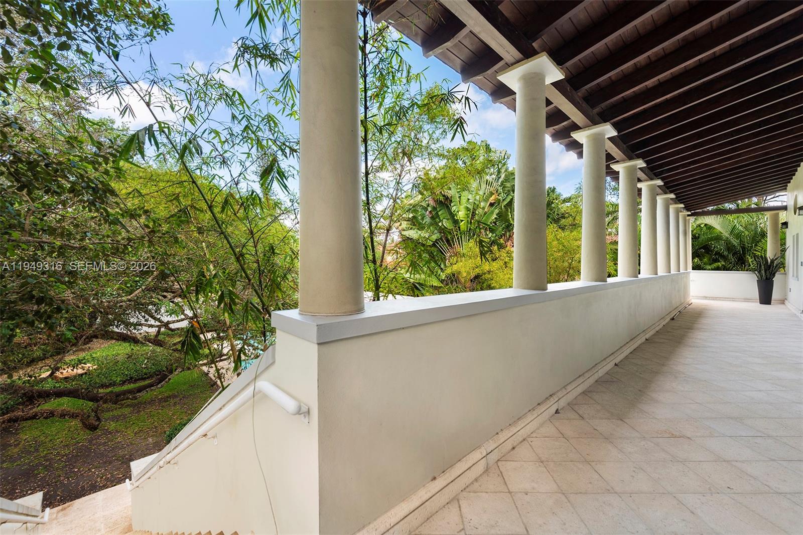 SUNSHINE VISTAS - Residential