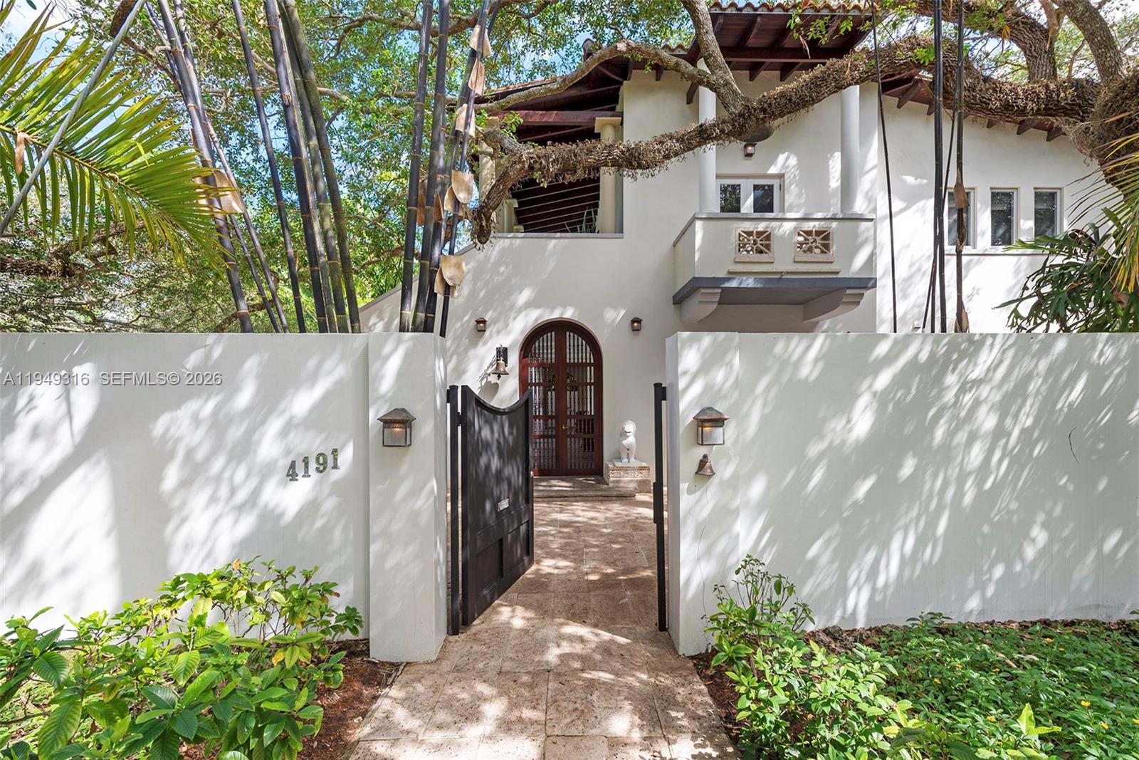 SUNSHINE VISTAS - Residential
