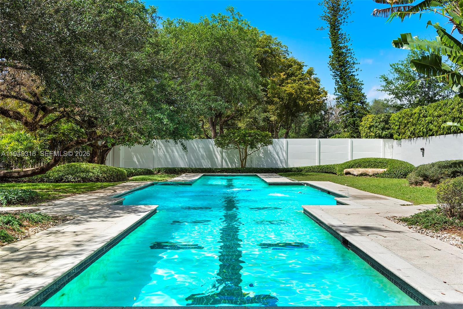 SUNSHINE VISTAS - Residential