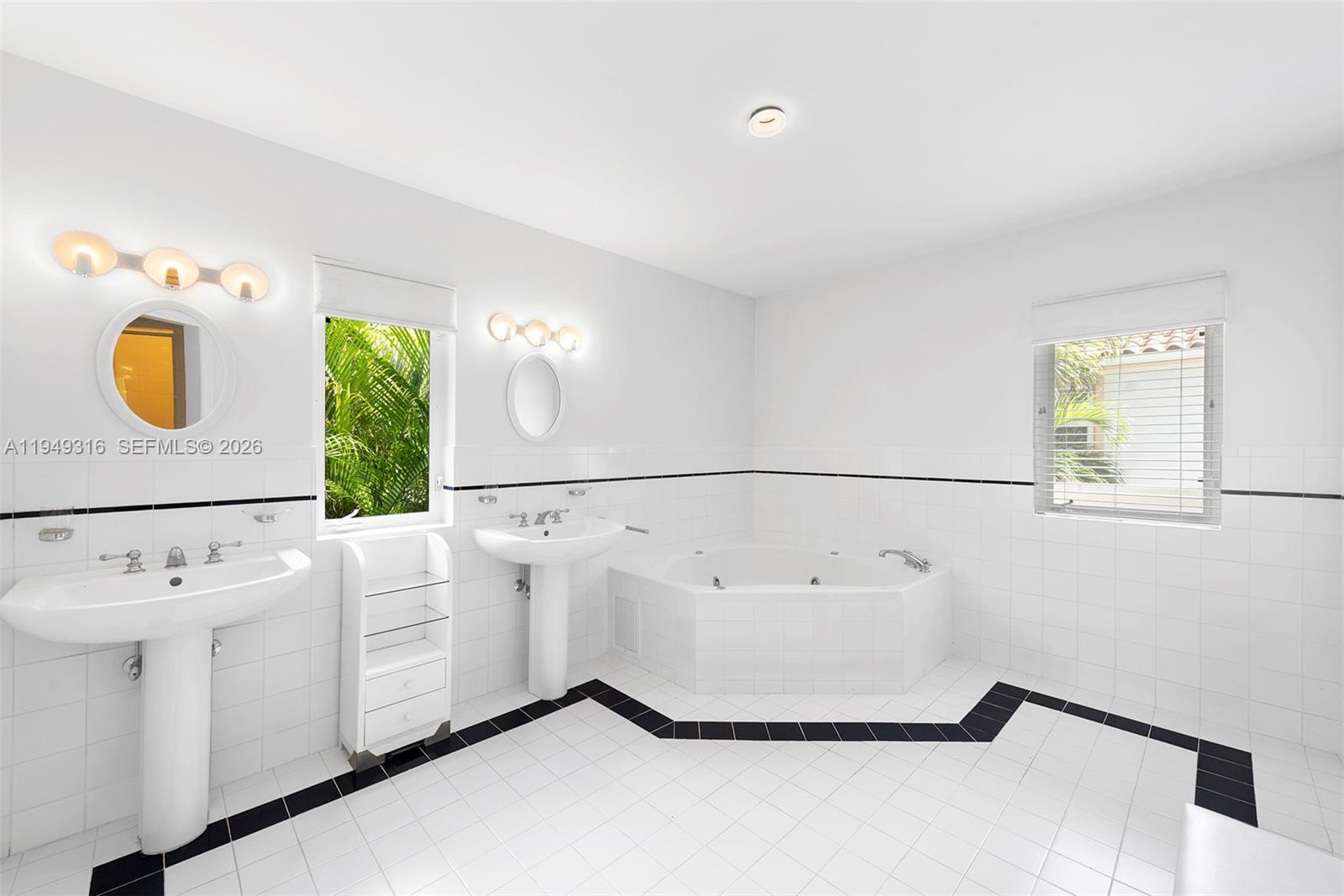 SUNSHINE VISTAS - Residential