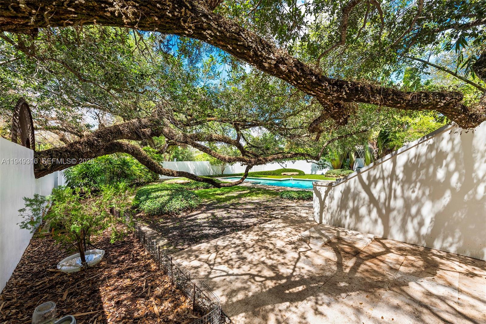 SUNSHINE VISTAS - Residential