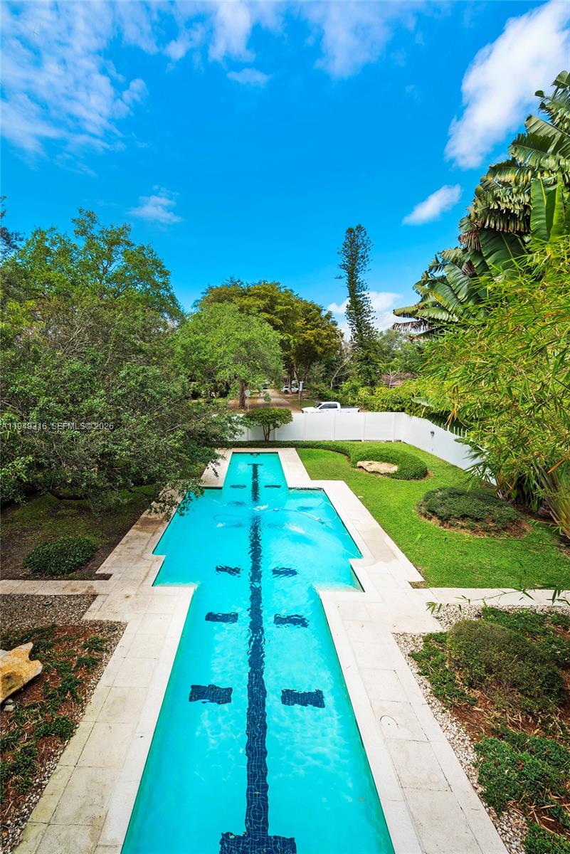 SUNSHINE VISTAS - Residential