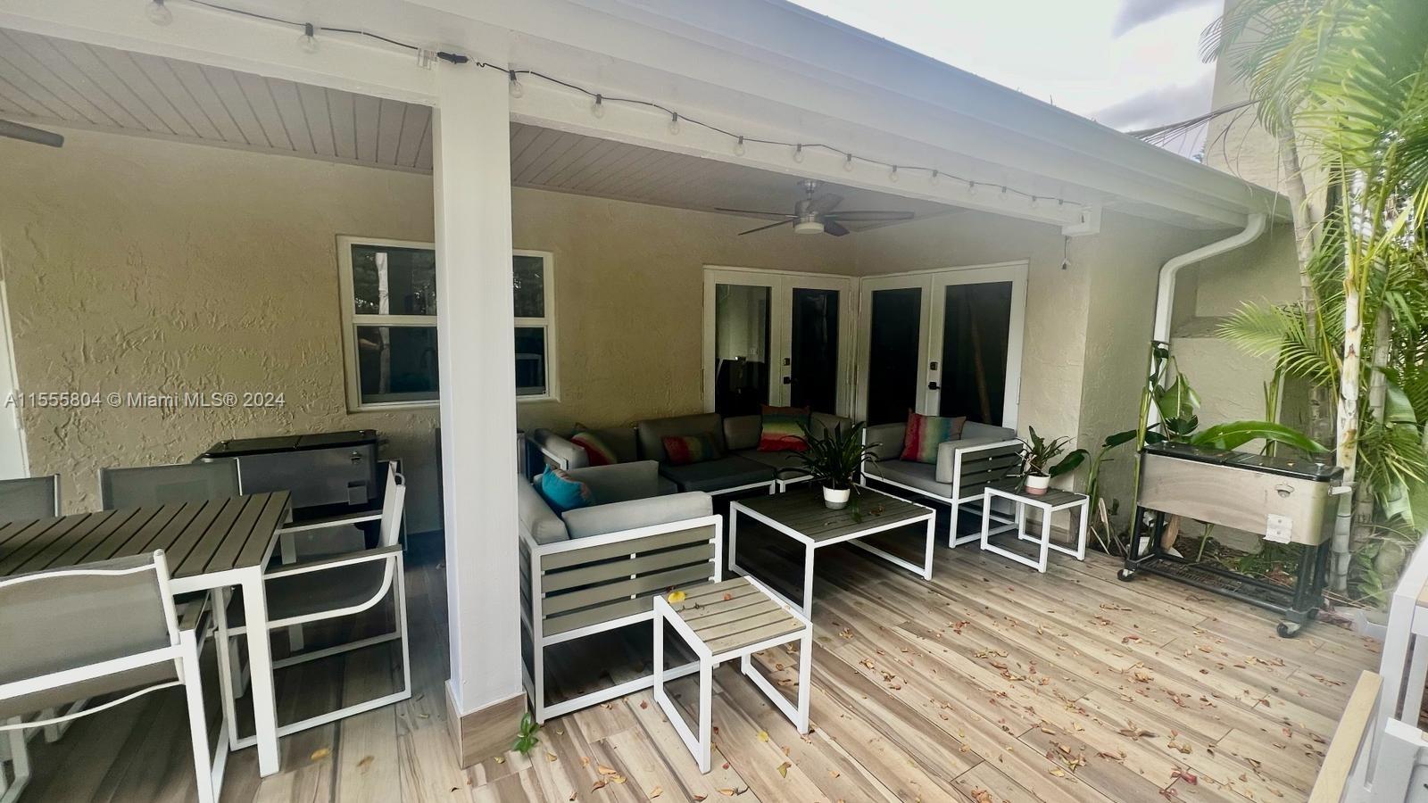 LAKES OF THE MEADOW SEC 2 - Residential