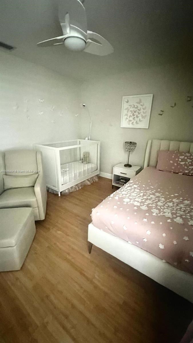 LAKES OF THE MEADOW SEC 2 - Residential