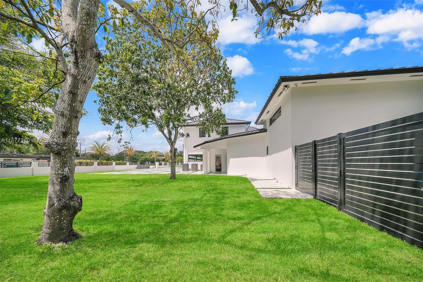 NUTMEG ESTATES - Residential