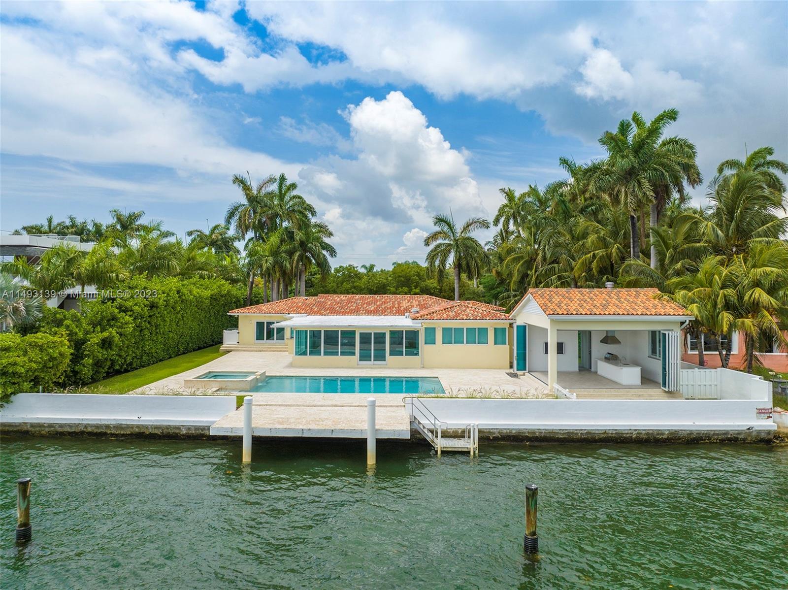 HIBISCUS ISLAND - Residential